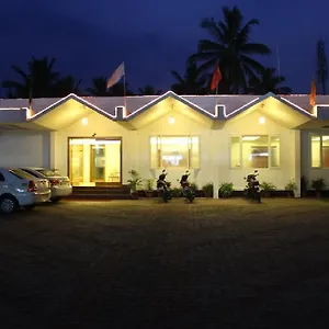 2* Hotel Issacs The